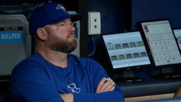 John Schneider managing the Jays #bluejays #mlb