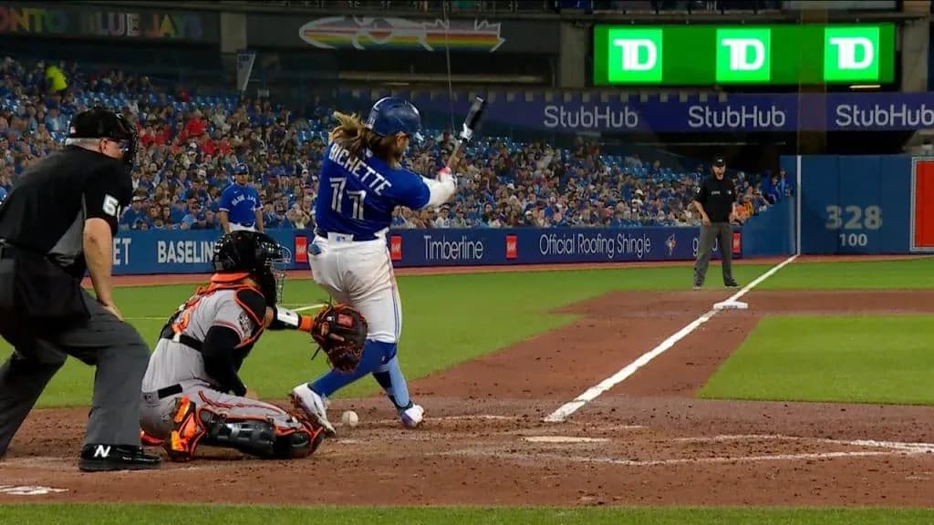 Bichette foul ball #bluejays #mlb
