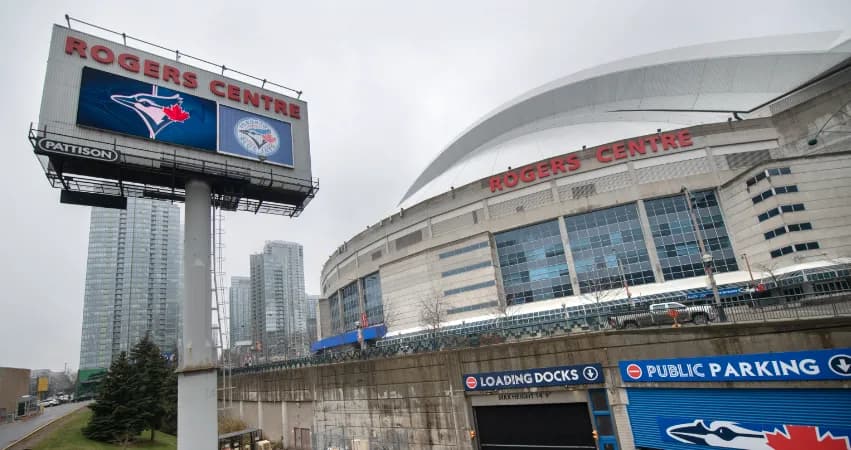 Blue Jays fans are cancelling season tickets #bluejays #mlb