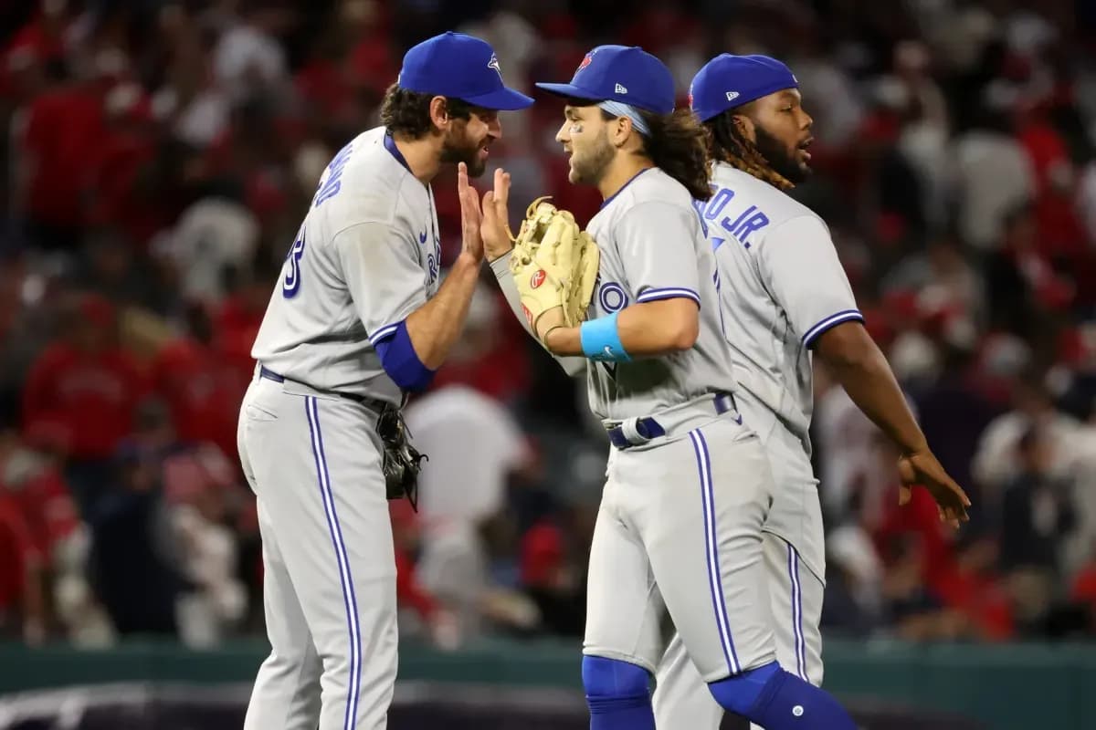 Blue Jays seem all in on trading Bo Bichette this off-season #bluejays #mlb