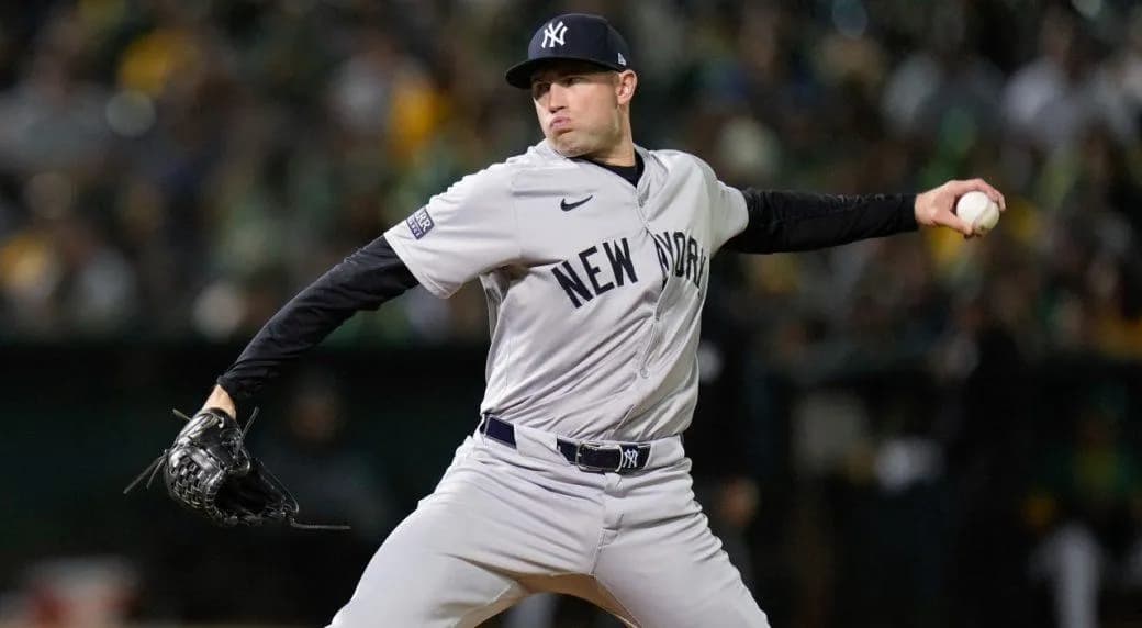 Former Toronto Blue Jays pitcher Tim Mayza pitches scoreless inning in the World Series #bluejays #yankees #mlb
