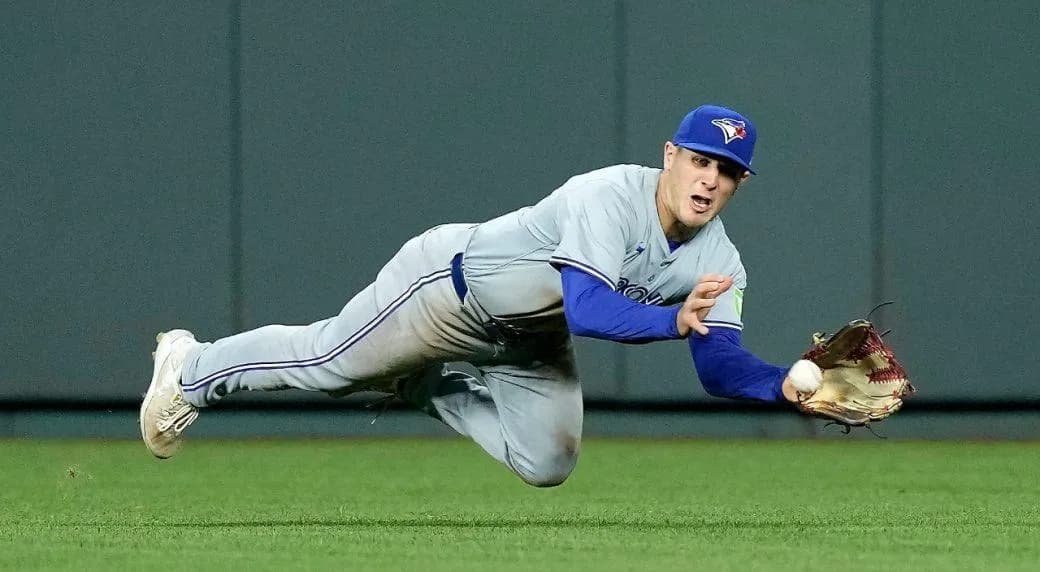 Blue Jays Daulton Varsho has won a Gold Glove award #bluejays #mlb