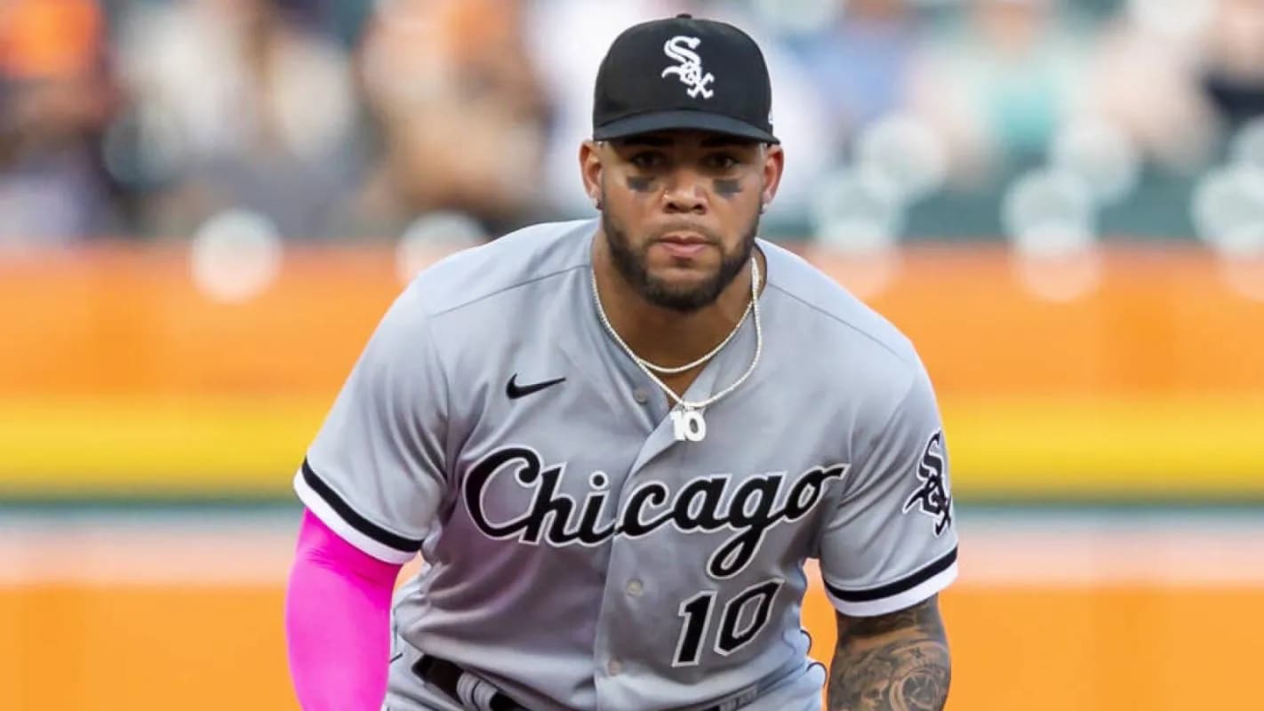 Blue Jays are interested in signing Yoan Moncada #bluejays #mlb