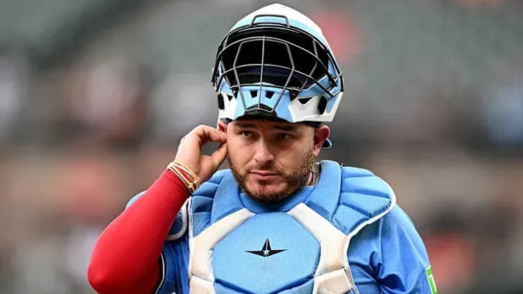 New MLB rule change might affect Blue Jays catcher Alejandro Kirk quite a bit #bluejays #mlb