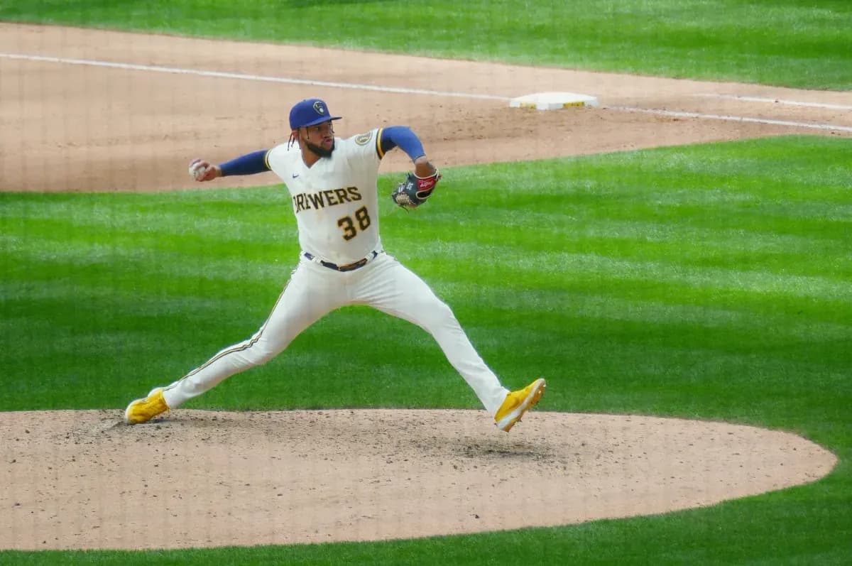 The Yankees steal away Devin Williams from the Blue Jays #bluejays #mlb #yankees
