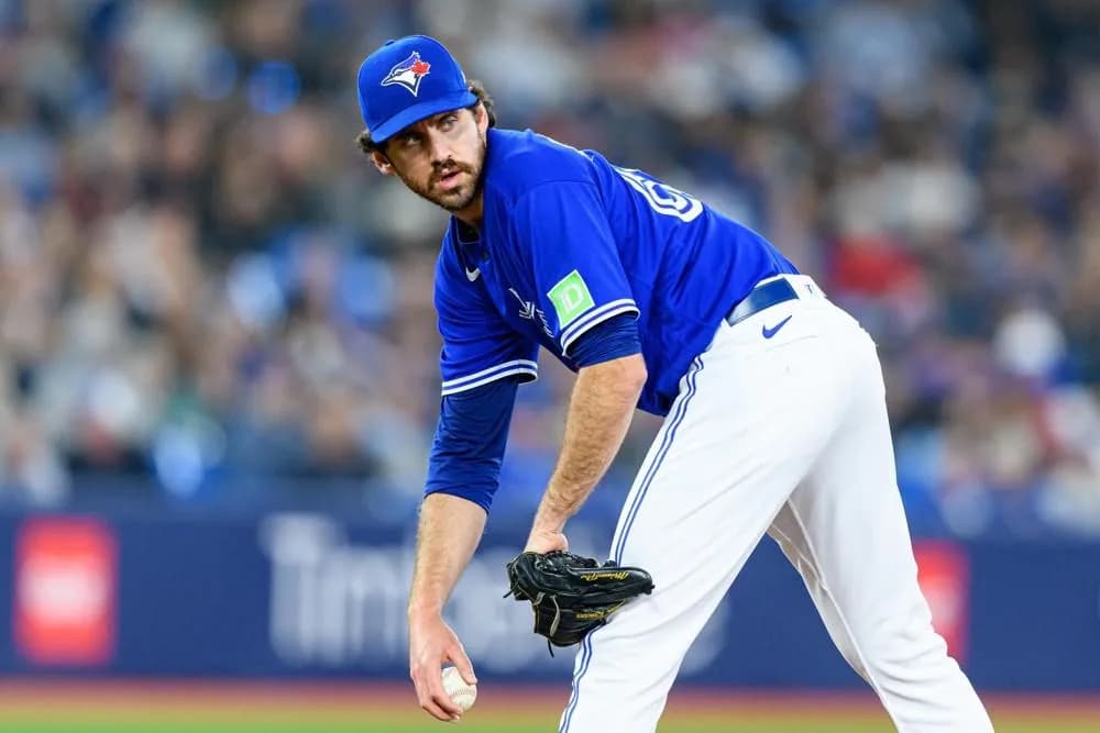 Blue Jays former closer Jordan Romano speaks on the team non-tendering him #bluejays #mlb