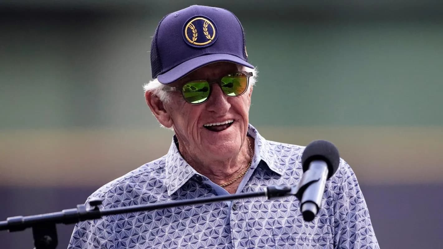 The Brewers announced that Bob Uecker has passed away #bluejays #mlb #brewers