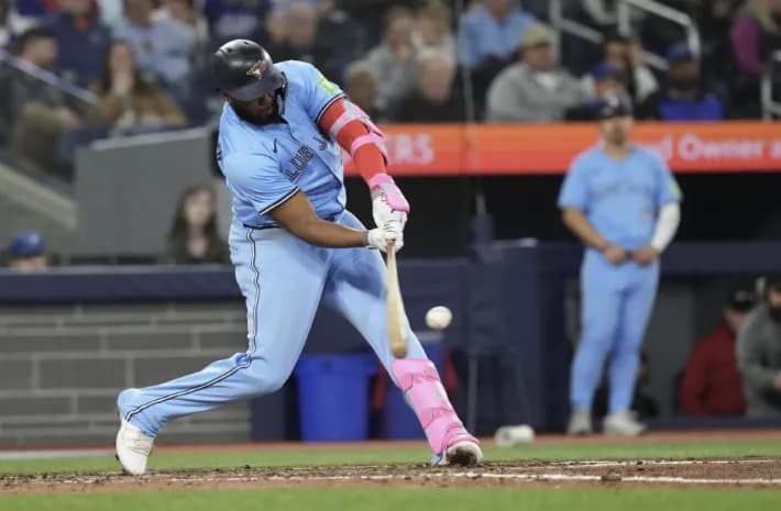 Blue Jays plan on shaking up their lineup #BlueJays #Shuffle #Lineup