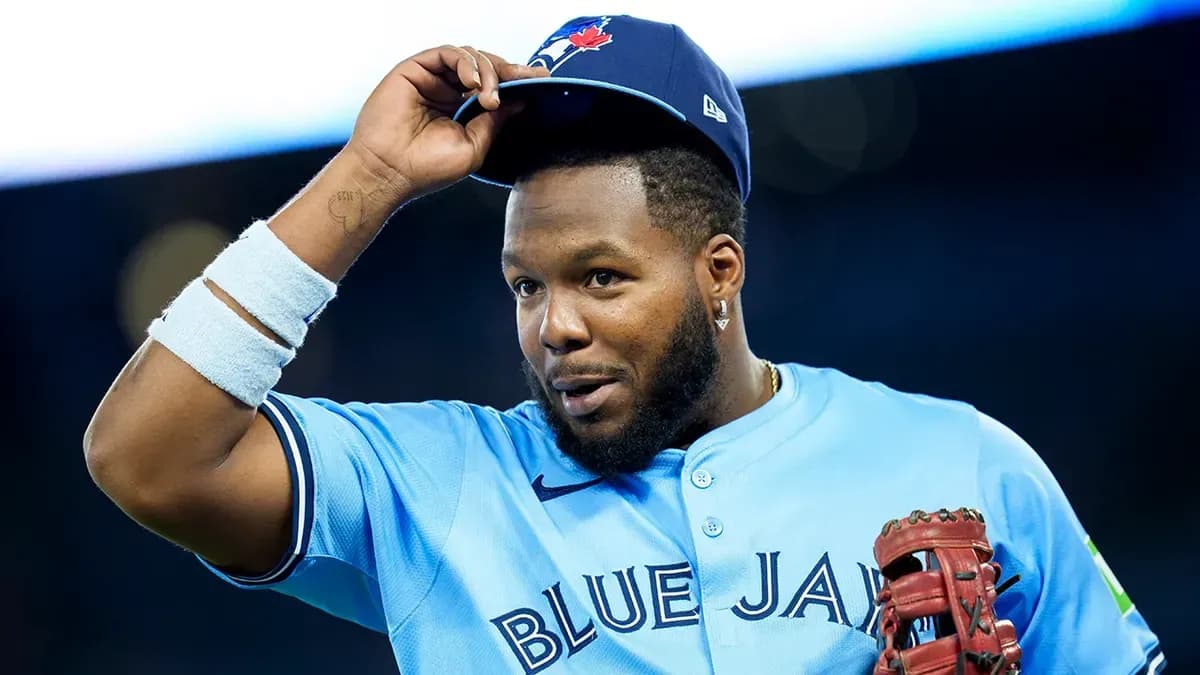 Blue Jays Vladimir Guerrero Jr achieves milestone as he reaches 1000 career hits #bluejays #mlb