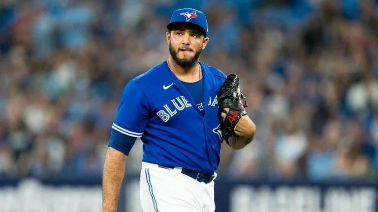 Blue Jays shutdown Yimi Garcia, update on Anthony Santander and Daulton Varsho #bluejays #mlb