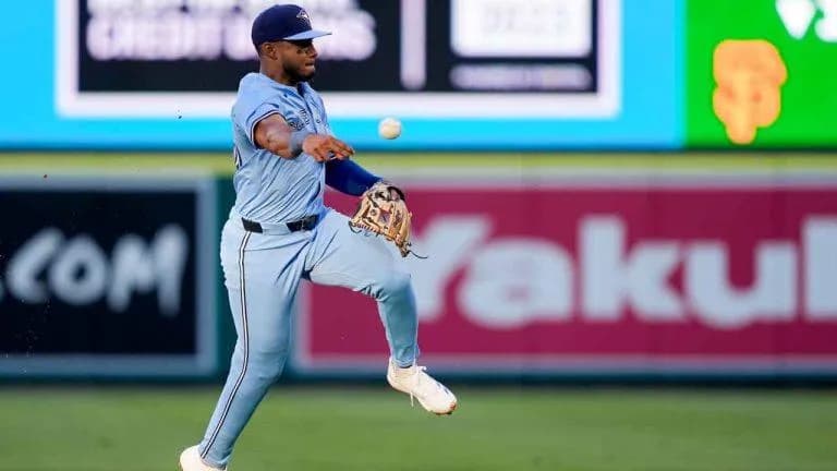 Blue Jays option Leo Jimenez to Triple-A and activate Alejandro Kirk #bluejays #mlb