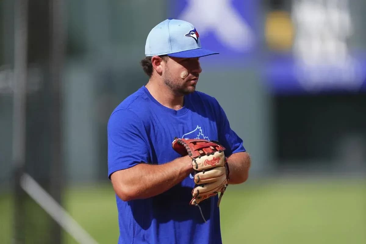 Dodgers claim Blue Jays infielder Buddy Kennedy off waivers #bluejays #mlb