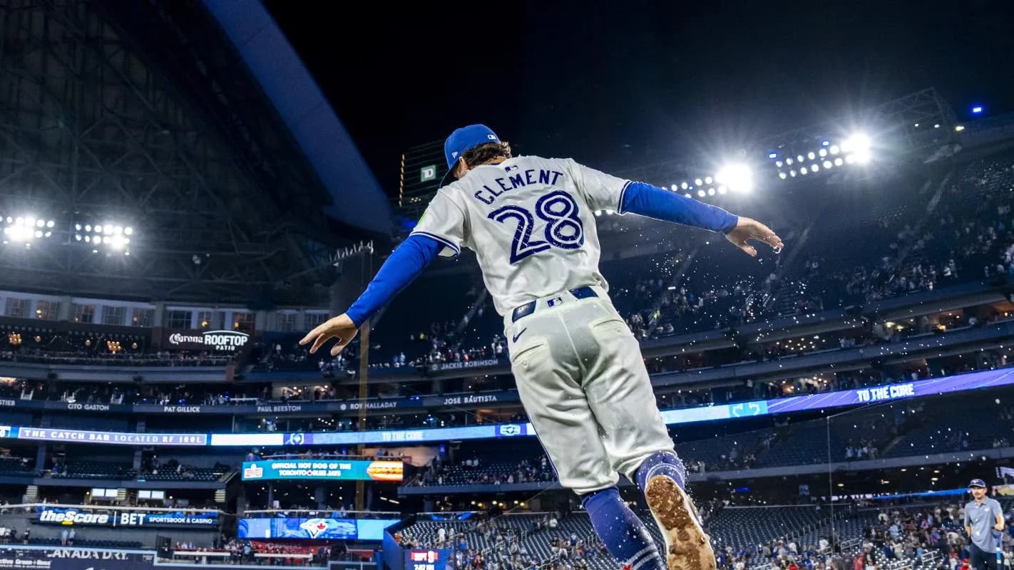 Blue Jays announce injury update on Ernie Clement #bluejays #mlb