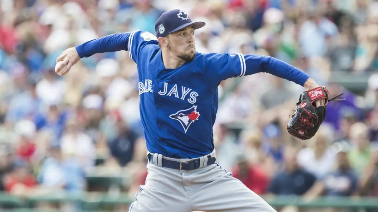 Mariners sign former Blue Jays pitcher Casey Lawrence