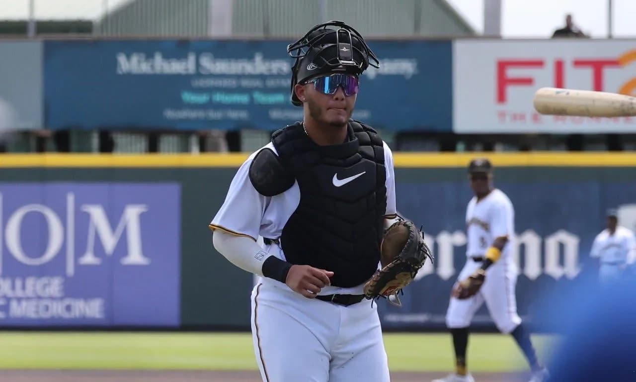 Blue jays sign former Pirates catcher Geovanny Planchart