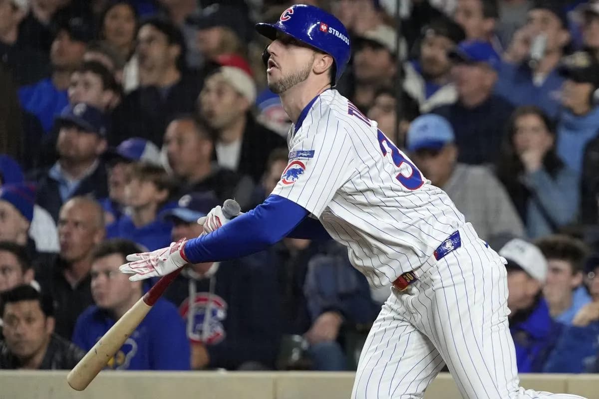 Chicago Cubs right fielder Kyle Tucker (30) hits a home run against the Milwaukee Brewers during the seventh inning for game four of the NLDS round for the 2025 MLB playoffs at Wrigley Field.