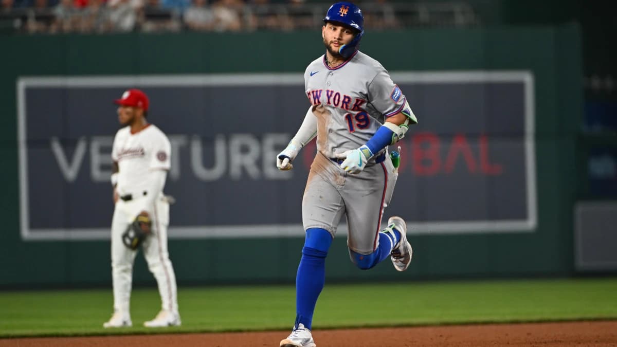 New York Mets shortstop Bo Bichette (19) rounds the bases after hitting a home run against the Washington Nationals during the seventh inning at Nationals Park.