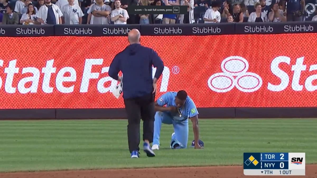 Jesus sanchez leaves the game in New York