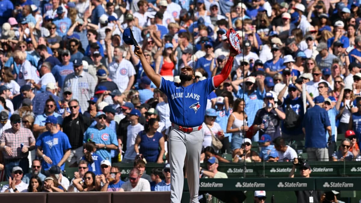 Toronto Blue Jays first baseman Vladimir Guerrero Jr. (27) celebrates after defeating the Chicago Cubs at Wrigley Field