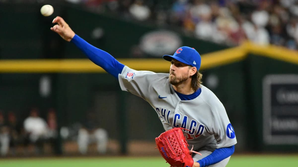 Chicago Cubs pitcher Kevin Gausman (12) throws in the first inning against the Arizona Diamondbacks at Chase Field.