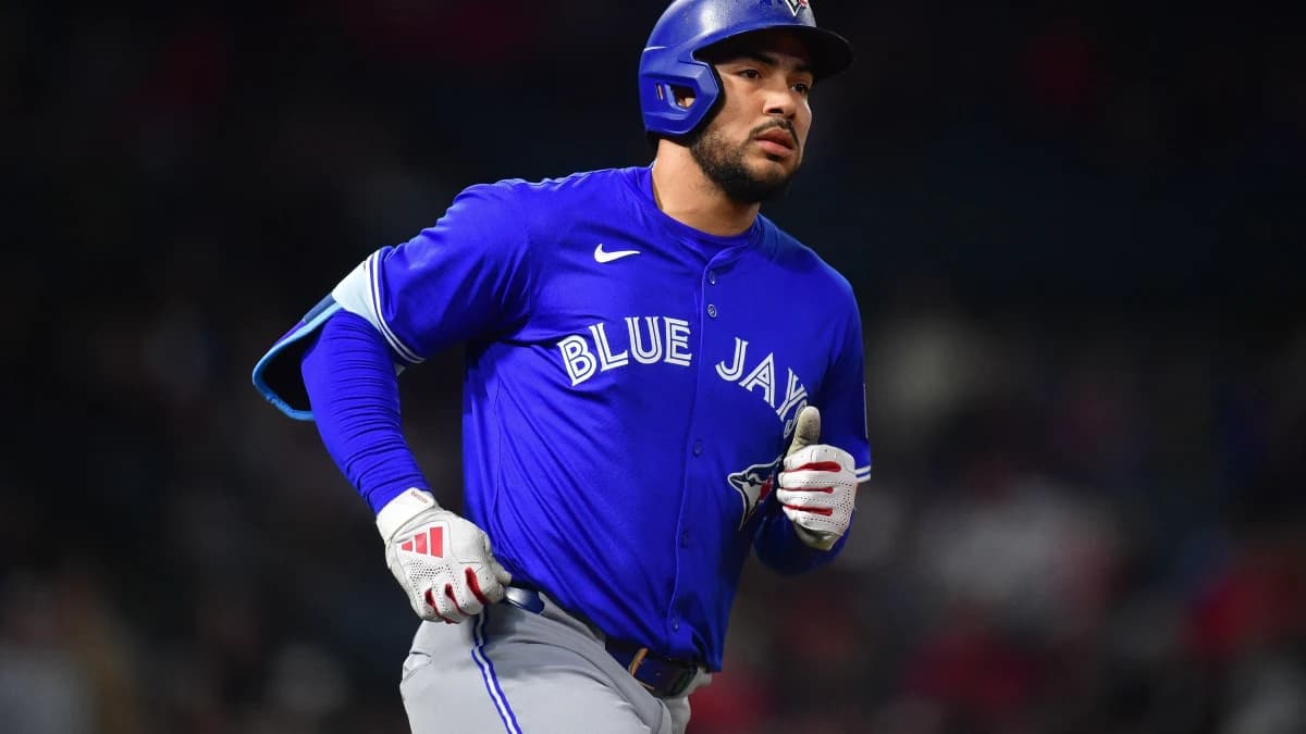 Toronto Blue Jays right fielder Anthony Santander (25) hits a solo home run against the Los Angeles Angels during the eighth inning at Angel Stadium