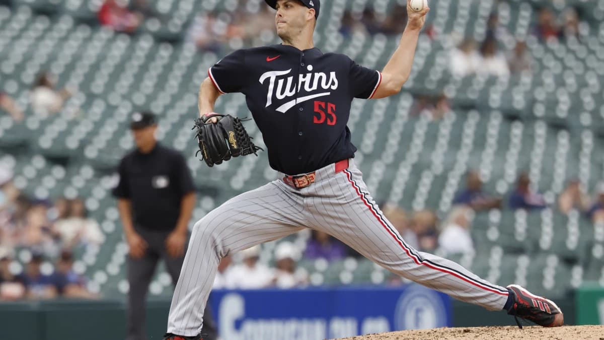 Minnesota Twins pitcher Taylor Rogers (55) pitches against the Detroit Tigers during the sixth inning at Comerica Park.