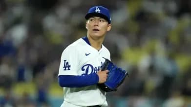 Announcer Jinxes no hitter before game even starts. #Dodgers #MLB