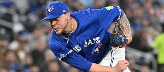 Yariel Rodriguez pitching for the Toronto Blue Jays.