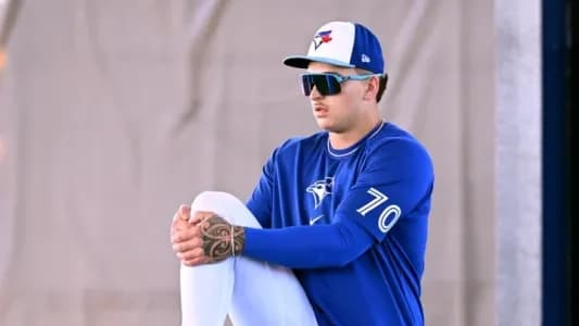 Tiedemann warming up #bluejays #mlb