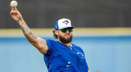 Manoah making his way back from injury #bluejays #mlb