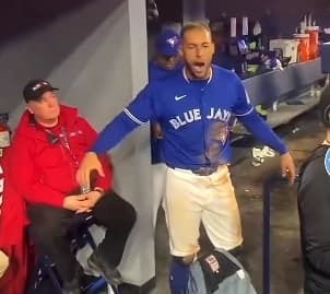 Springer snaps on DJ #bluejays #mlb