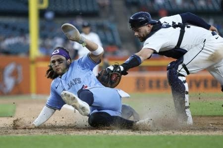 The Detroit Tigers move onto the ALDS #tigers #bluejays #mlb