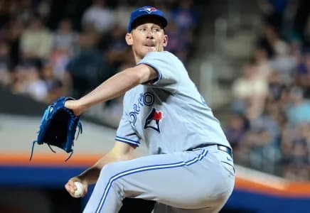 Chris Bassitt steps up in leadership #bluejays #mlb