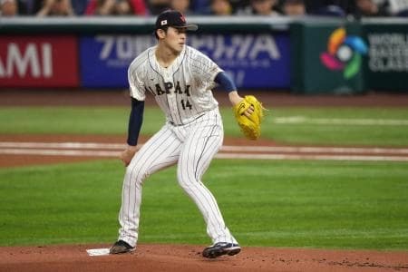 A couple teams including the Yankees and Mets have met with free agent Roki Sasaki #bluejays #mlb #yankees #mets