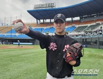 Blue Jays announce they have signed international free agent Moon Seo-Jun #bluejays #mlb