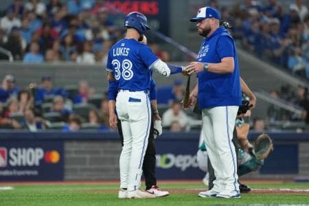 Toronto Blue Jays fans breathe sigh of relief as Nathan Lukes back in game lineup#Lukes #ALCS #Mariners #BlueJays #Injury #Game2