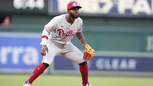 Blue Jays sign Rodolfo Castro to minor league deal