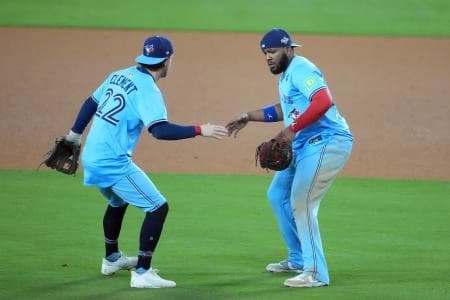 The bond between Toronto Blue Jays players continues to strengthen