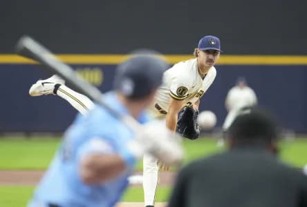 Milwaukee Brewers starting pitcher Brandon Sproat (23) delivers a pitch against the Toronto Blue Jays in the first inning at American Family Field.