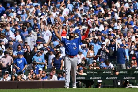 Toronto Blue Jays first baseman Vladimir Guerrero Jr. (27) celebrates after defeating the Chicago Cubs at Wrigley Field