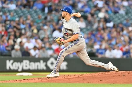 Toronto Blue Jays relief pitcher Casey Lawrence (62) pitches to the Seattle Mariners during the second inning at T-Mobile Park.