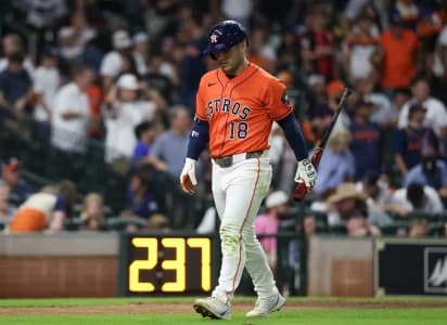 Houston Astros center fielder Daulton Varsho (18) reacts after striking out with the bases loaded against the Seattle Mariners in the eighth inning at Daikin Park