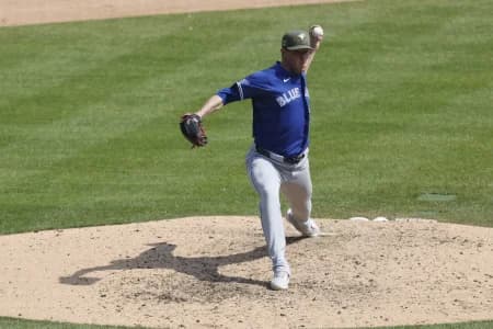 Toronto Blue Jays pitcher Joe Mantiply (35) pitches in the eighth inning against the Detroit Pistons at Comerica Park.