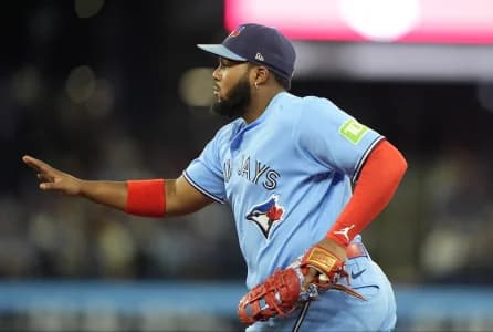 Toronto Blue Jays first baseman Vladimir Guerrero Jr. (27) runs to first base with he ball to force out Kansas City Royals outfielder John Rave (16) during the sixth inning at Rogers Centre