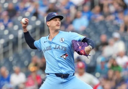 Bowden Francis is putting in the work as he recovers from Tommy John surgery. The Blue Jays right-hander now waits to see if Toronto tenders him a contract.