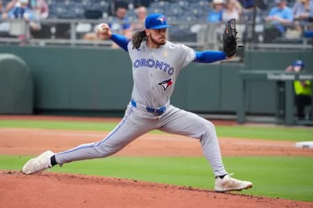 Toronto Blue Jays starting pitcher Spencer Arrighetti (45) delivers a pitch against the Kansas City Royals during the first inning at Kauffman Stadium