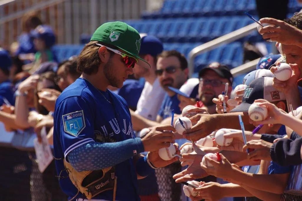 Bichette with fans #bluejays #mlb