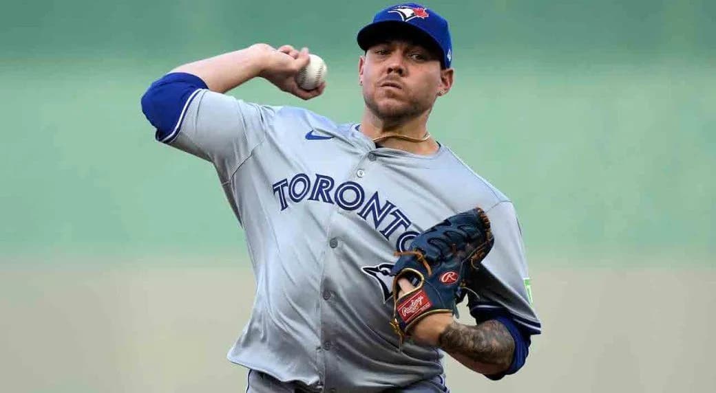 Yariel Rodriguez opens up about his season #bluejays #mlb