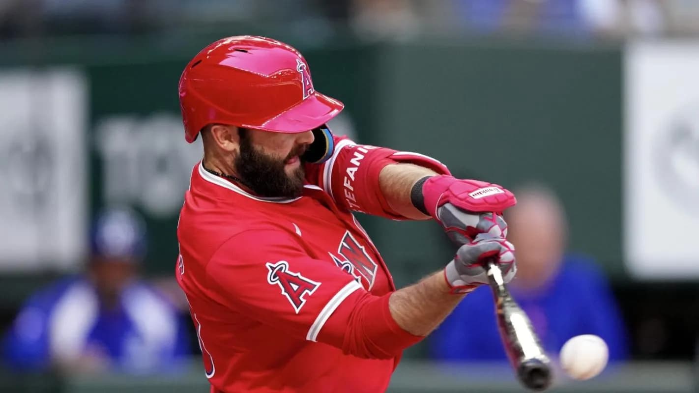 The Blue Jays signed Michael Stefanic to a minor league deal #bluejays #mlb