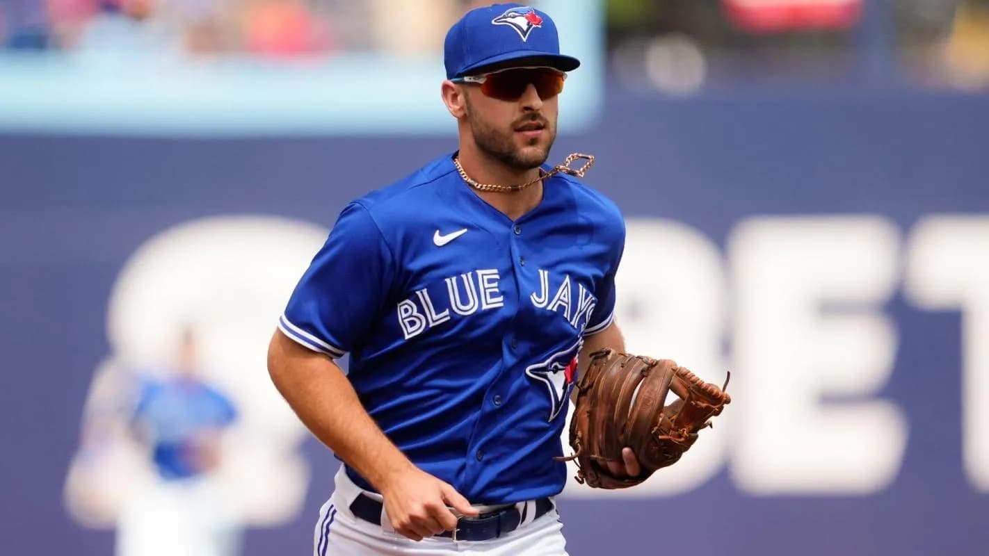 Former Blue Jays shortstop Paul DeJong signs with the Nationals #bluejays #mlb